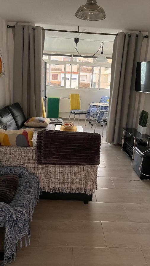 Isla Apartment *